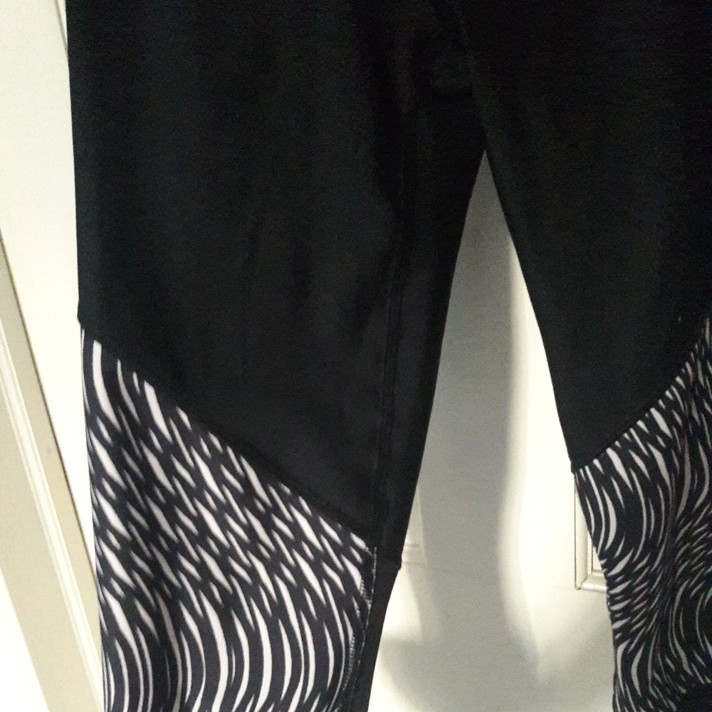 Workout pants - Picture 3 of 3